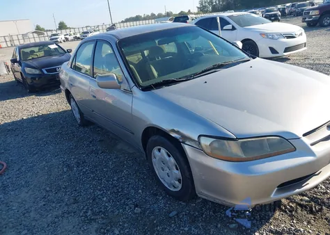 1999 Honda Accord Lx z USA, uszkodzony, nr VIN JHMCG5640XC008400